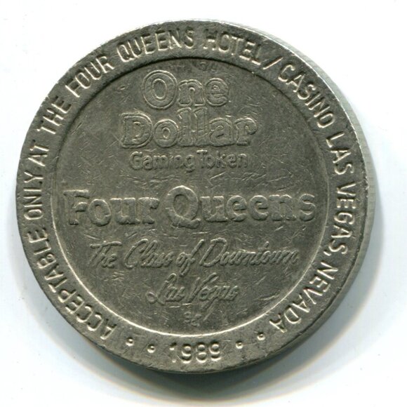 1989 Four Queens Hotel & Casino $1 Gaming Token (b558-4) - Picture 1 of 2